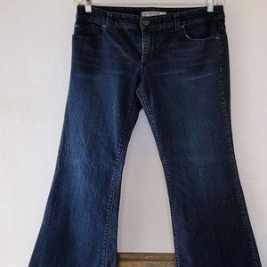 NWOT Chico's Platinum jeans